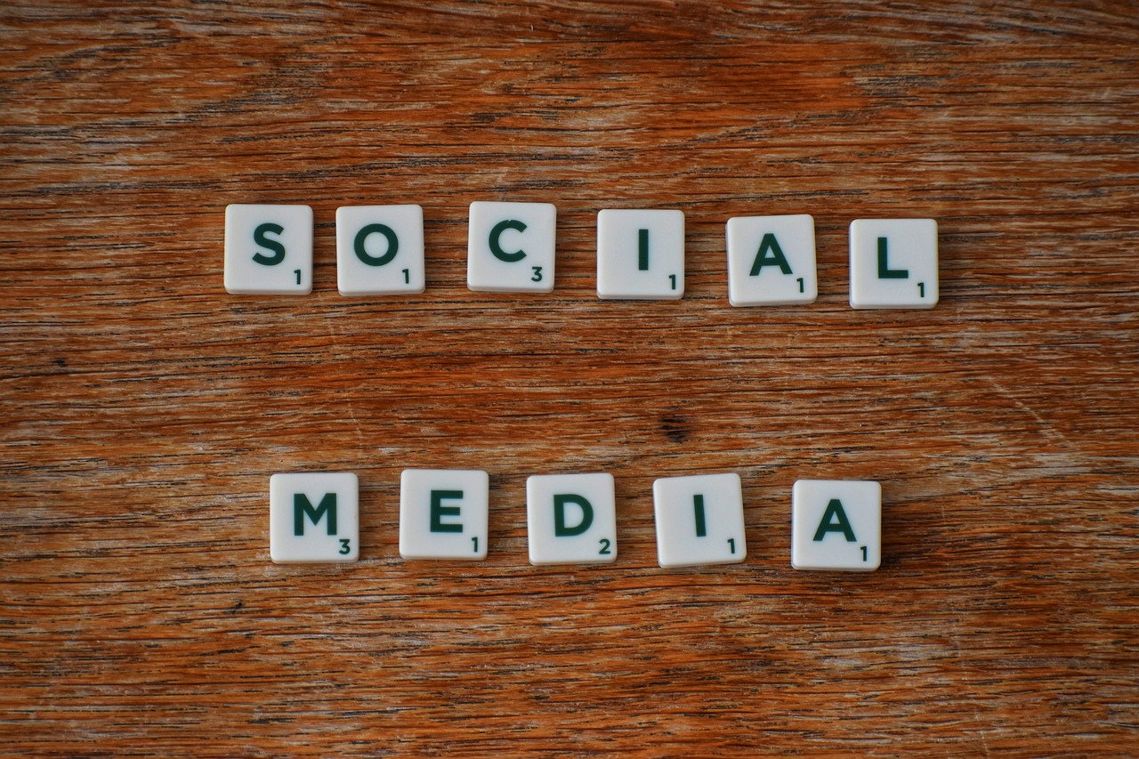 The Link Between Social Media and Cybercrime